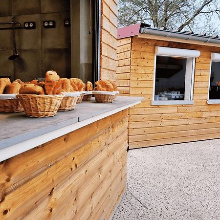 Camping De Charlieu - Mobile Home エクステリア 写真