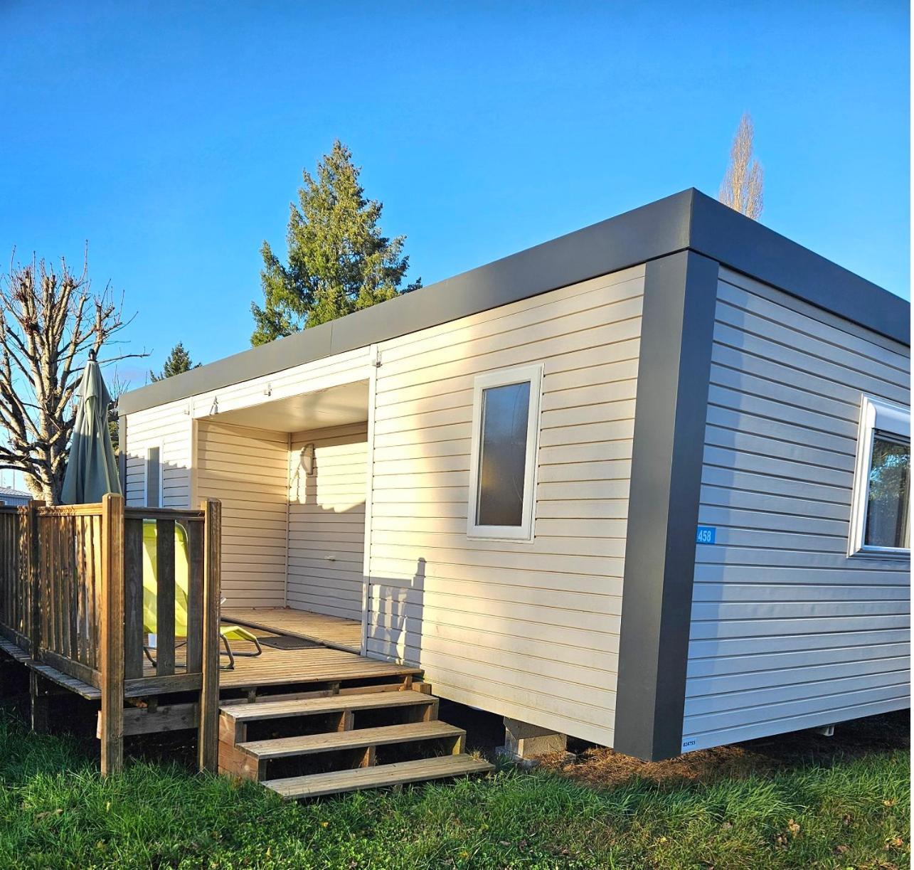 Camping De Charlieu - Mobile Home エクステリア 写真