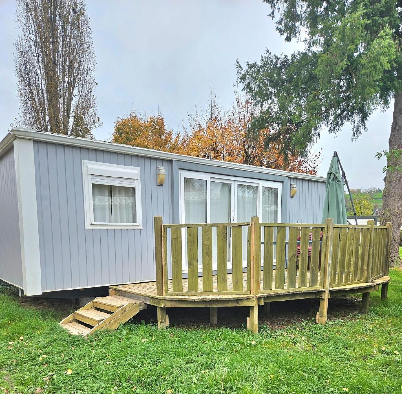 Camping De Charlieu - Mobile Home エクステリア 写真