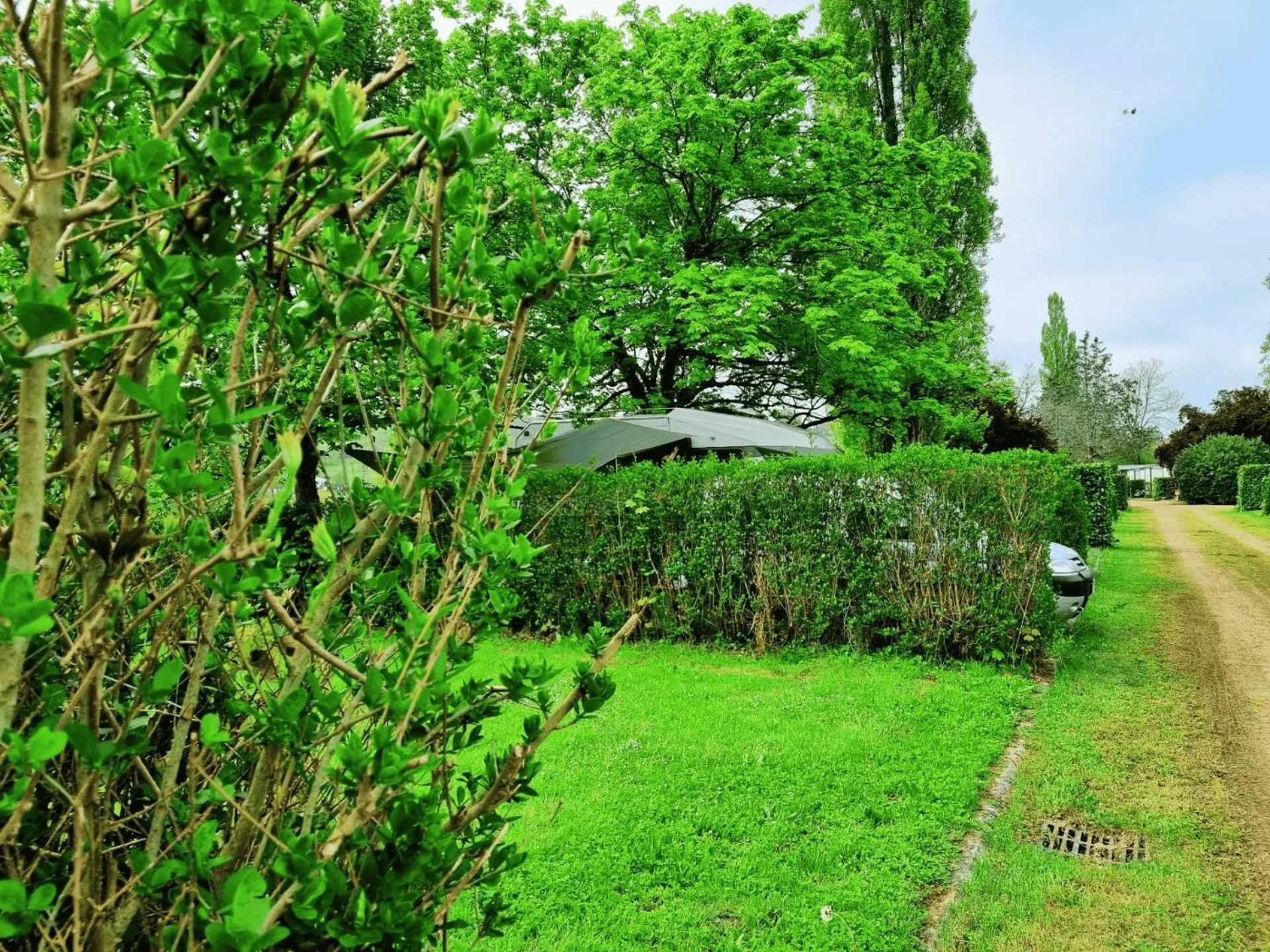 Camping De Charlieu - Mobile Home エクステリア 写真